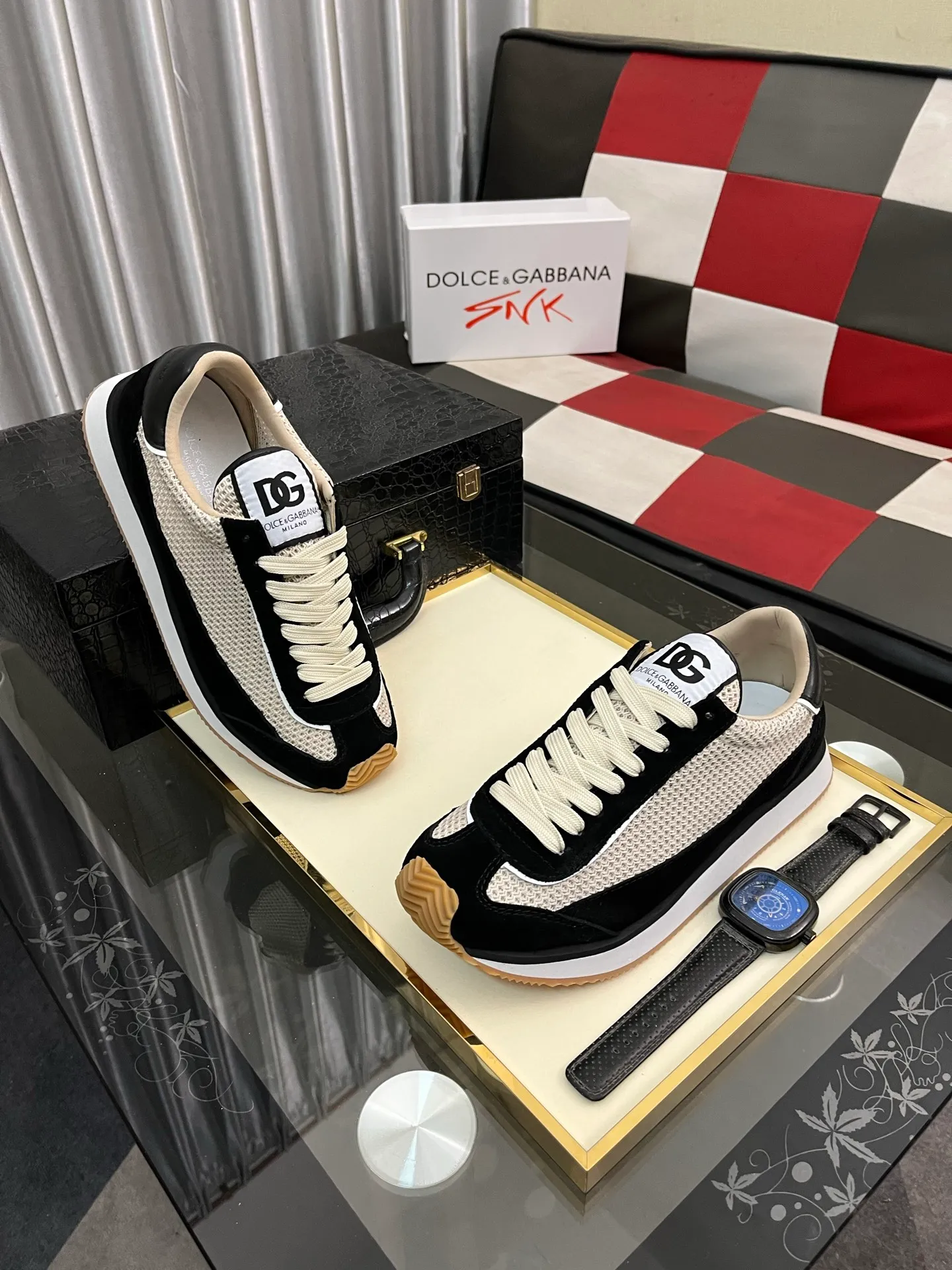 Men's Men's Shoes💰458⌚️⌚️••Dolce&Gabbana••DG✔️High-end men's sports and casual shoes. Original goods from top counters. Original imported cowhide, multi-material splicing design ➕Imported cowhide lining, cowhide feet ➕Original TPR elastic outsole. Size: 36-46